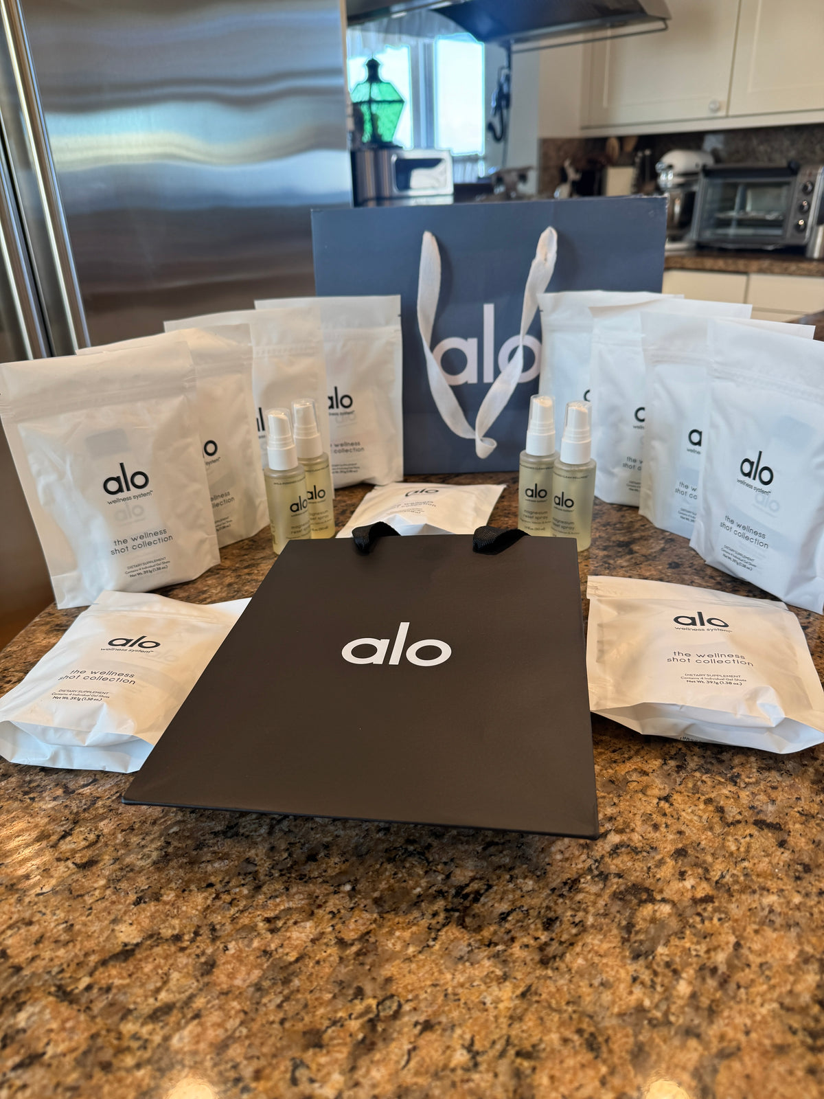 Alo Wellness BUNDLE (4) Magnesium Sprays, (11) Wellness Discovery Satchet Kits , (2) Gift Bags
