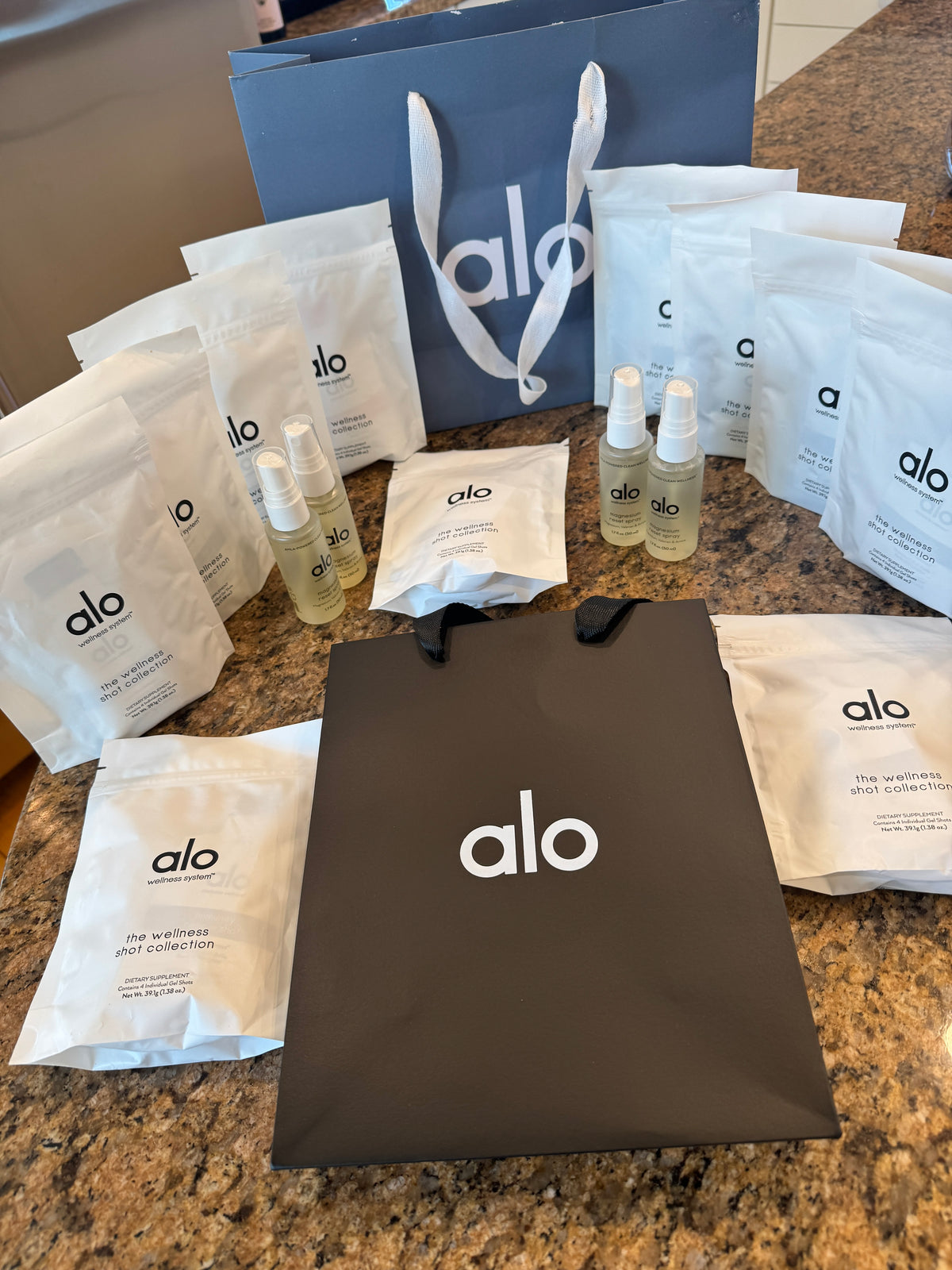 Alo Wellness BUNDLE (4) Magnesium Sprays, (11) Wellness Discovery Satchet Kits , (2) Gift Bags