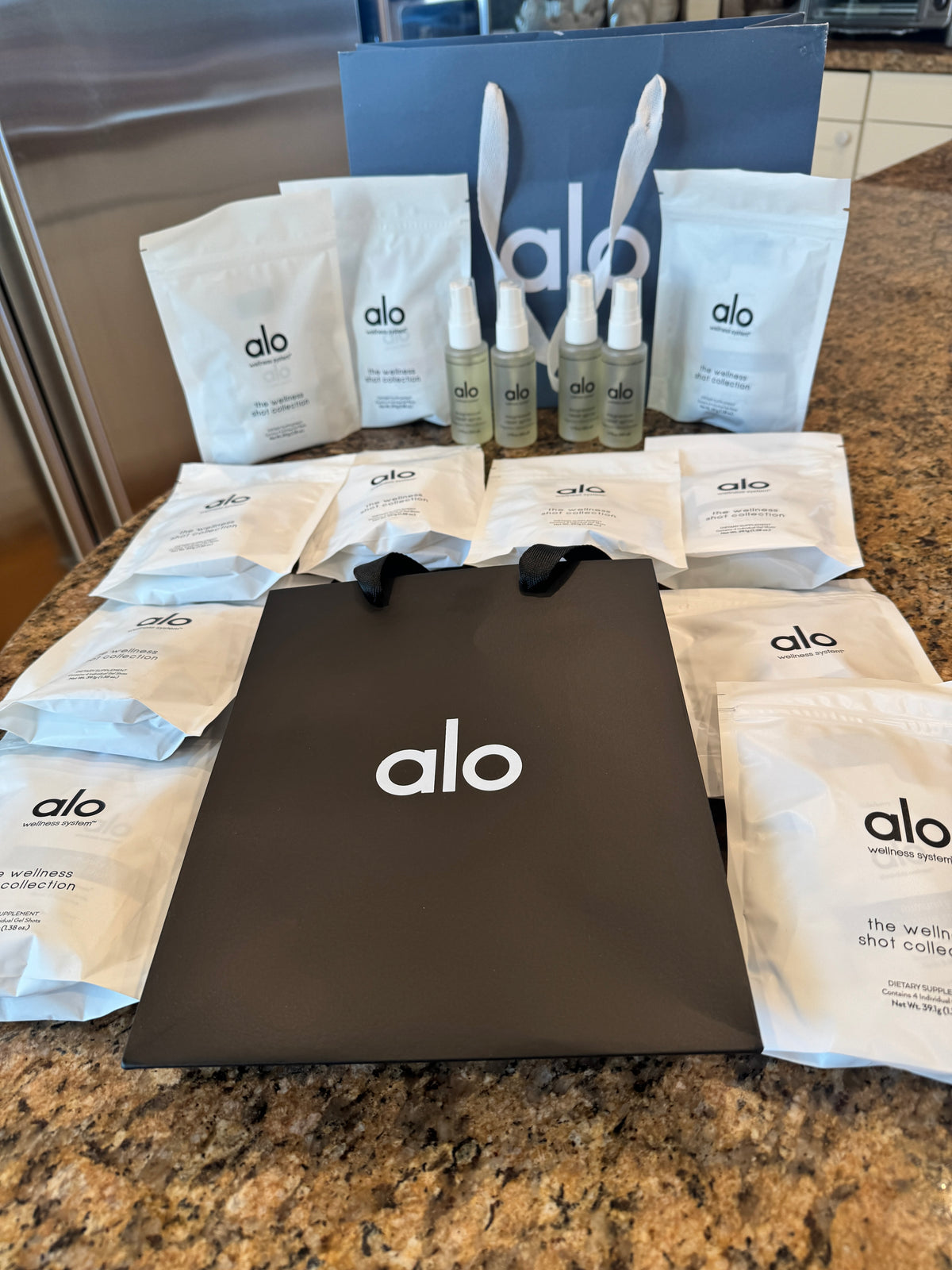 Alo Wellness BUNDLE (4) Magnesium Sprays, (11) Wellness Discovery Satchet Kits , (2) Gift Bags