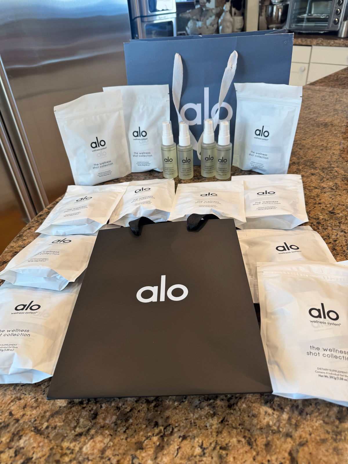 Alo Wellness BUNDLE (4) Magnesium Sprays, (11) Wellness Discovery Satchet Kits , (2) Gift Bags