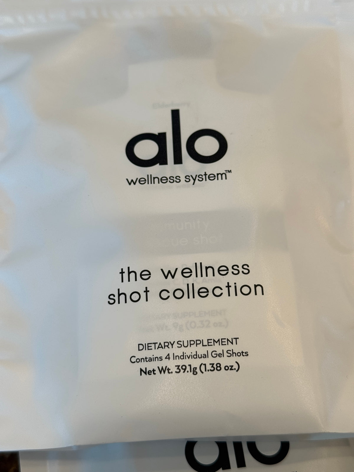 Alo Wellness BUNDLE (4) Magnesium Sprays, (11) Wellness Discovery Satchet Kits , (2) Gift Bags