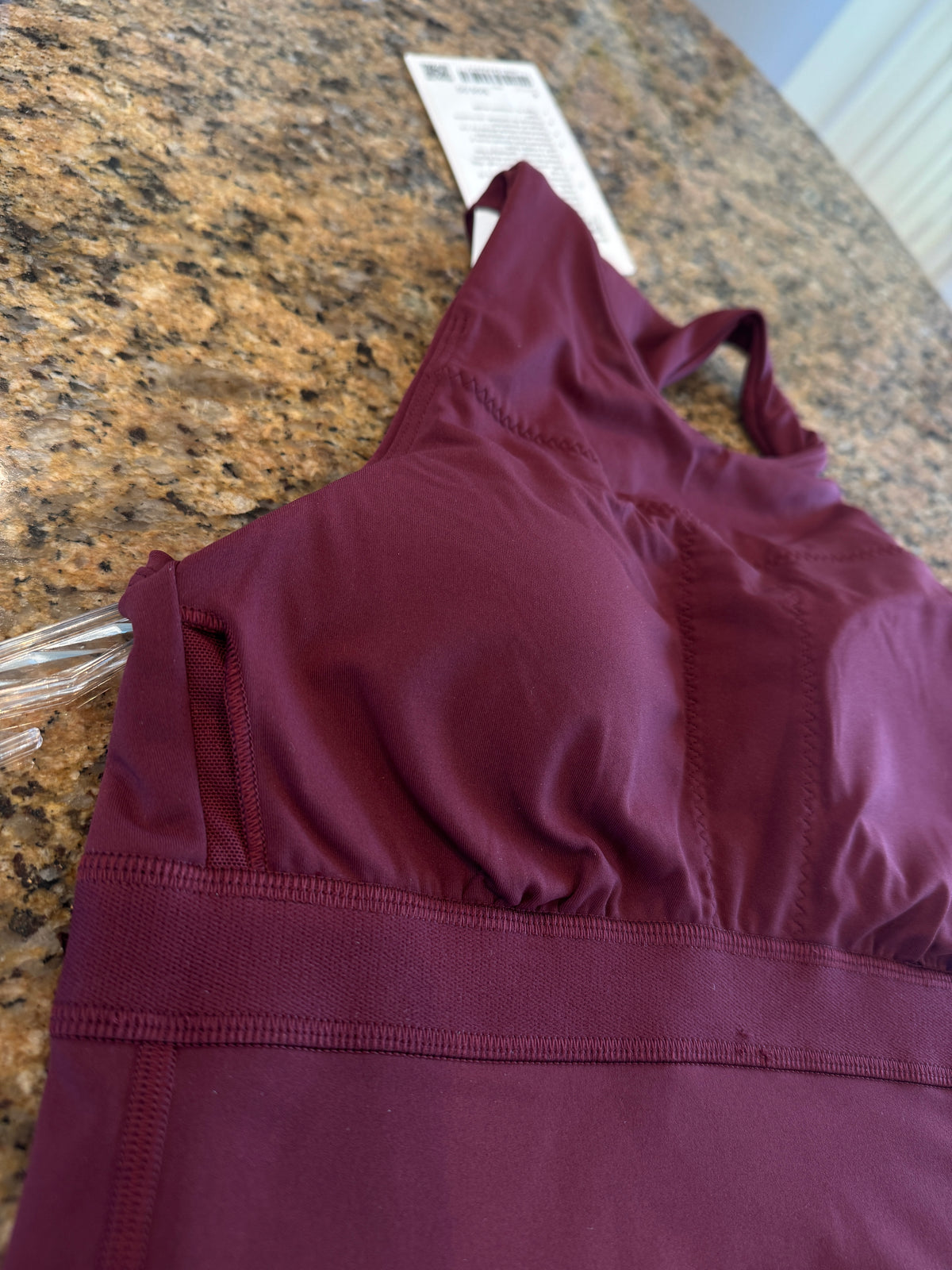 Lululemon Swift Speed Cropped Tank Top in Burgundy Bay Red - B/C Cup