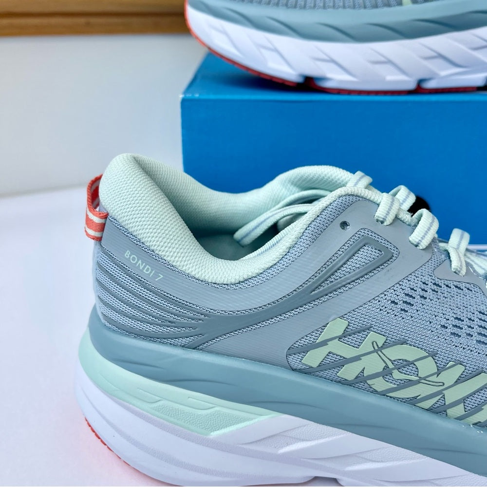 Hoka Bondi 7 Womens Light Blue brand new in box Hoka One One Running shoes