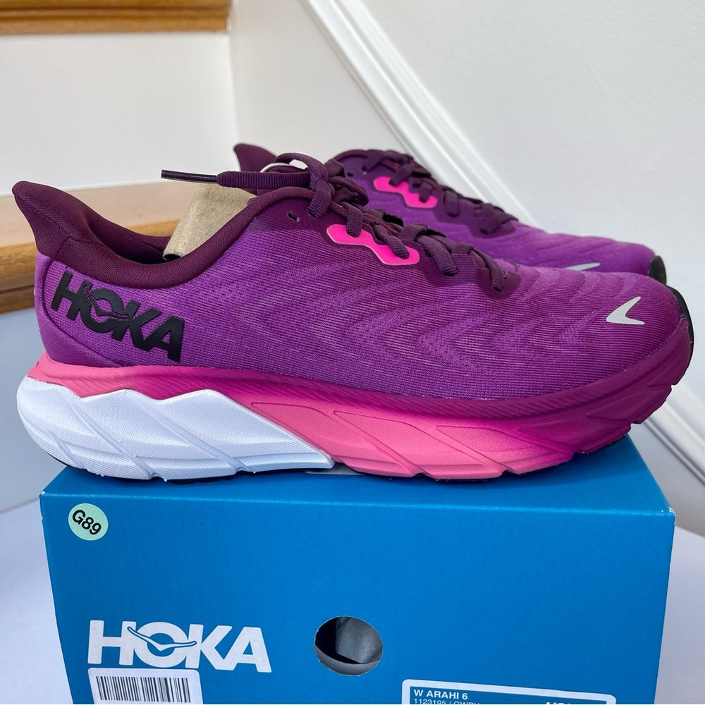 Hoka Arahi Running Shoes - brand new - Grapewine / Beautyberry - Pink Purple