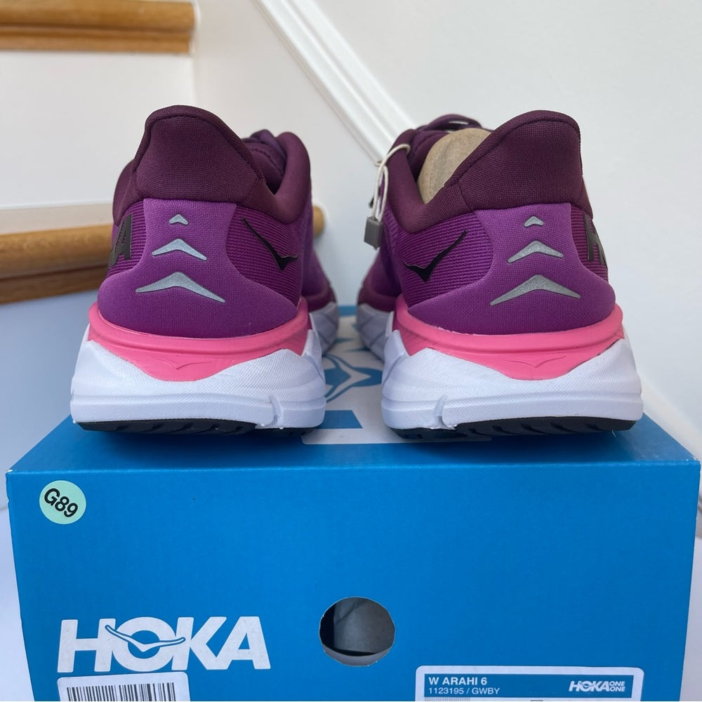 Hoka Arahi Running Shoes - brand new - Grapewine / Beautyberry - Pink Purple