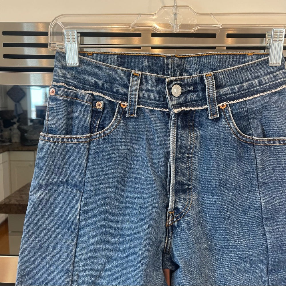 Vetements reconstructed denim pants Levi’s jeans denma size extra small womens