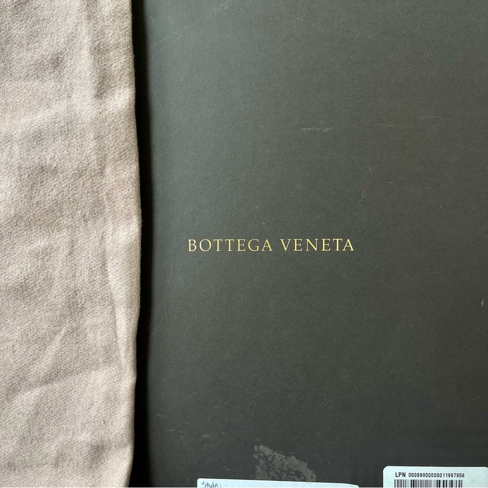 Bottega Veneta Leather Woven Charger / Plate Intrecciato Pattern Checkered