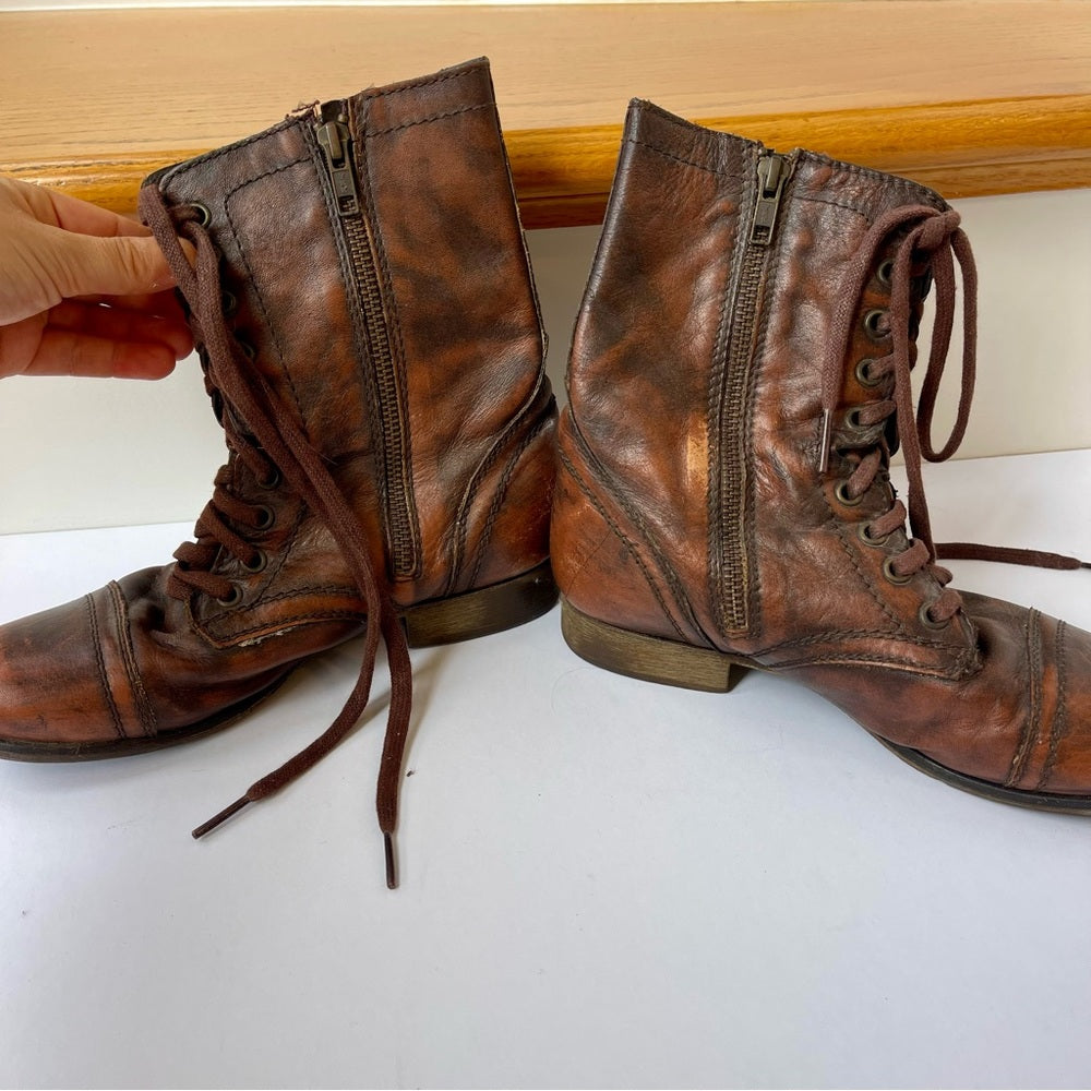 Steve Madden Pre-Owned Brown Troopa Lace Up Boots combat style